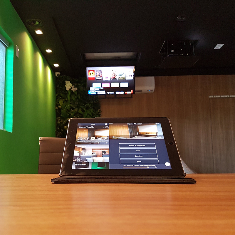 Free Bootstrap Template by uicookies.com